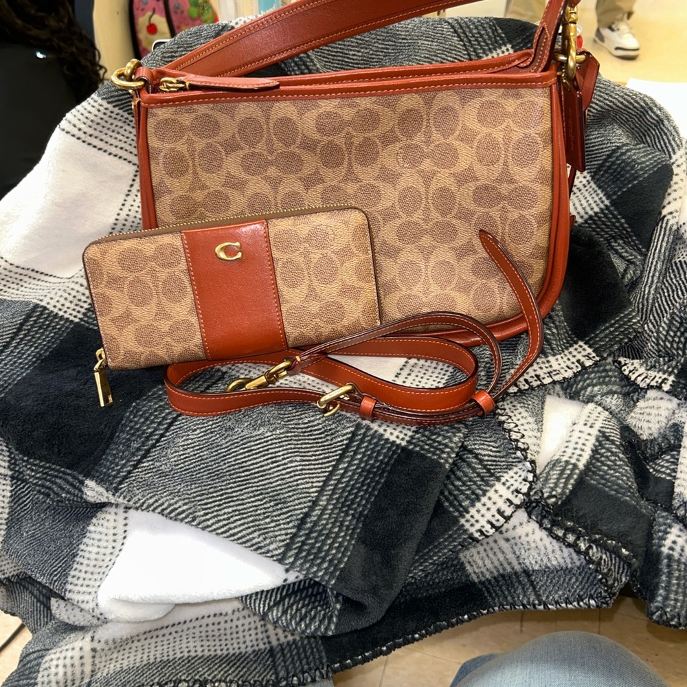 Coach Cary Signature Canvas Crossbody with Wallet - Brown/Tan